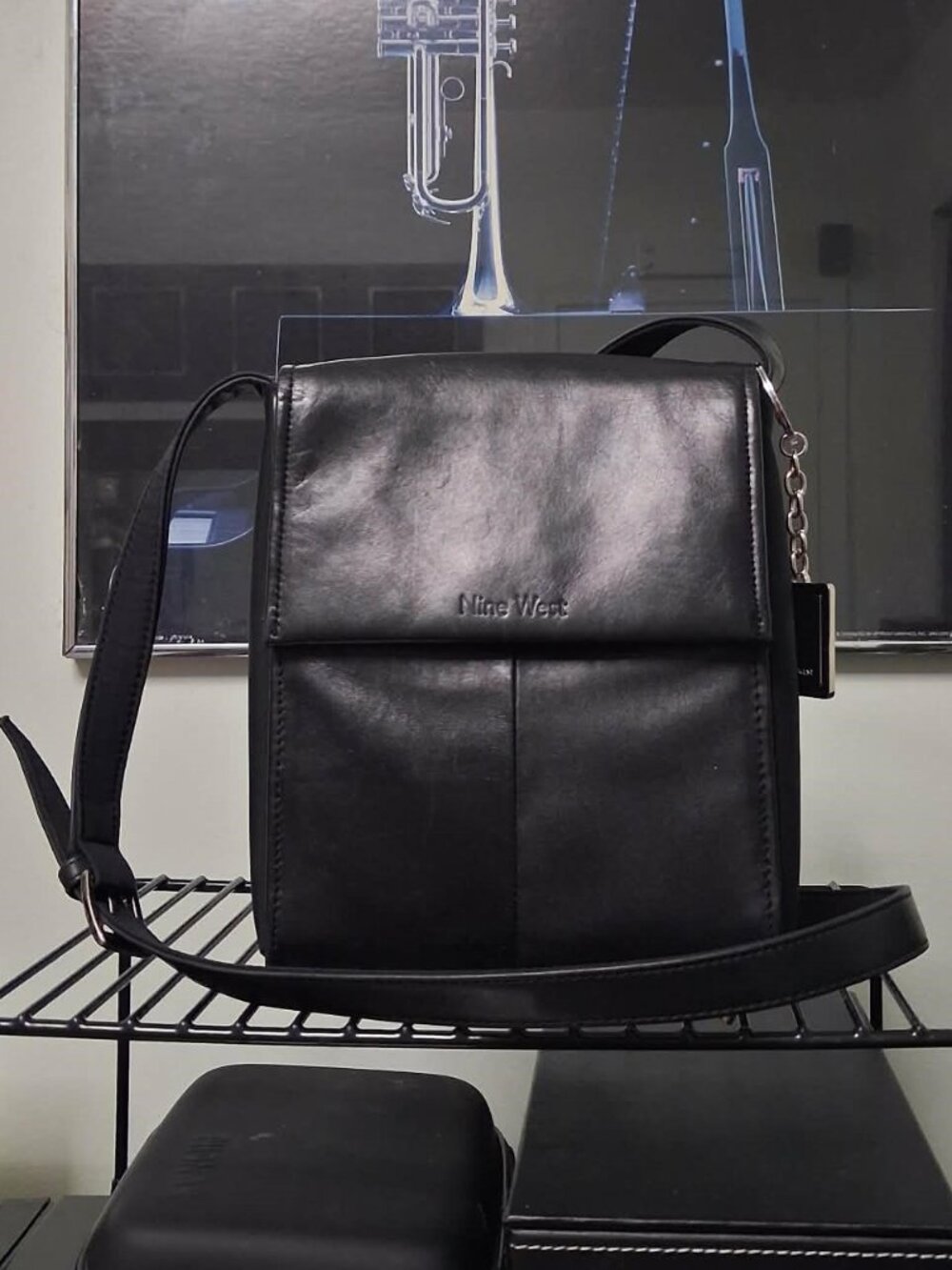 Vintage 90s Nine West Black Genuine Leather Organizer Crossbody Bag Messenger